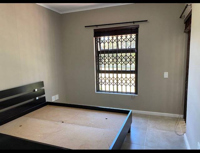 2 bed property to rent in RONDEBOSCH